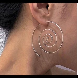 Boho & Indie Wire Swirl Earrings